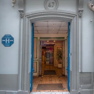 Le Faubourg Opera Париж